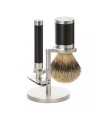 Set Afeitado Mühle Brocha Tejón Punta Plata y Maquinilla Clásica Rocca Inox. Negro