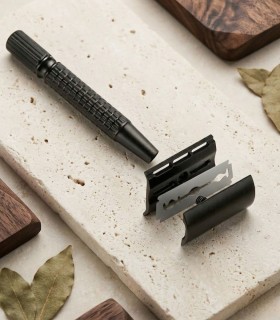 Maquinilla de Afeitar Clásica Mango Corto SensaBien Negra - 3