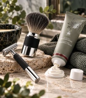Set de Afeitado MÜHLE NEO Negro con Maquinilla, Brocha y Crema - 1