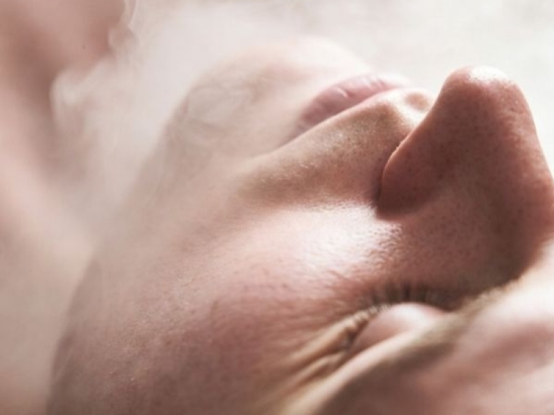 Afeitado sin irritaciones: causas reales y cómo evitarlas